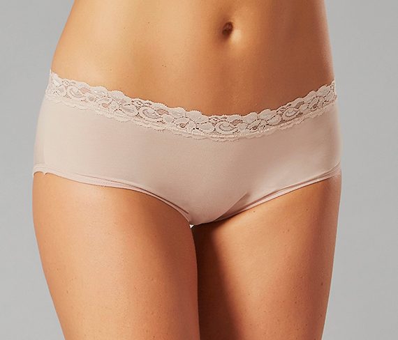 designidentity_photography_ecommerce_model_unrecognisable_womens_fashion_lingerie_underwear_skin_front